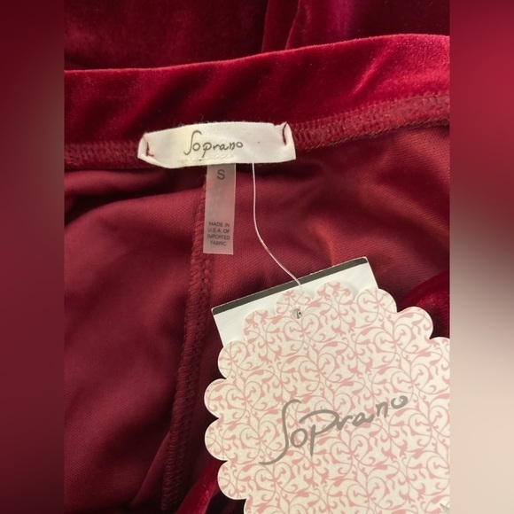 NWT Soprano small wine red velvet skirt - Picture 3 of 8